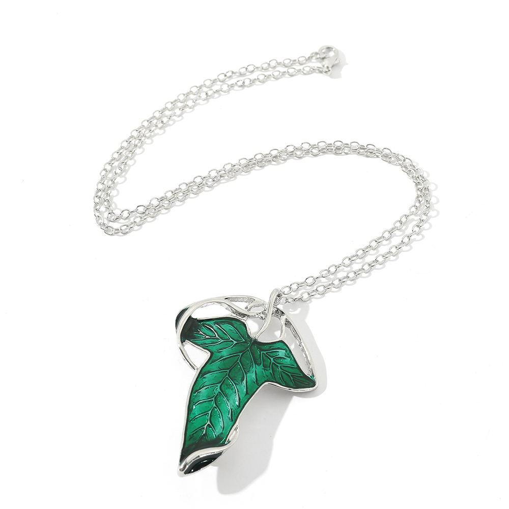 Vintage Green Leaf Pendant Nec - Vintage Fashion Show 评论和价格