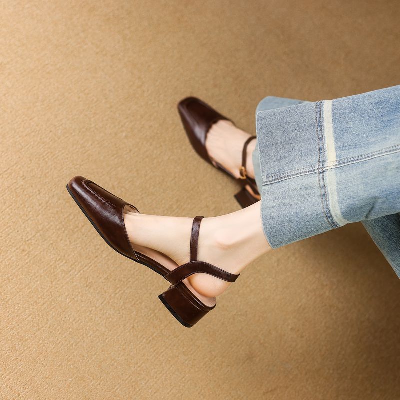 Girseaby 2025 Female Sandals S - Vintage Fashion Plus Size 评论和价格