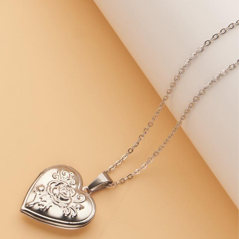 Gothic Vintage Heart Necklace  - Vintage Fashion Ideas 评论和价格