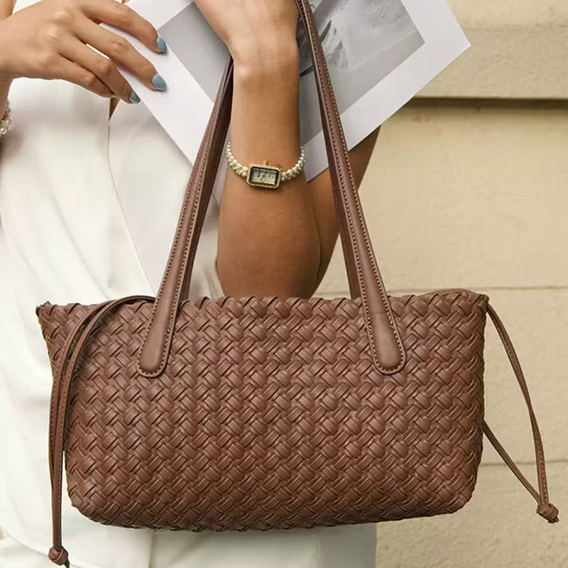 Hollow Woven Crossbody Shoulde - Vintage Fashion Market 评论和价格